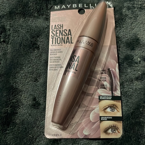 Maybelline package - Picture 3 of 4